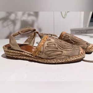 Stuart Weitzman semi sheet embroidered espadrilles sandals with ankle laces